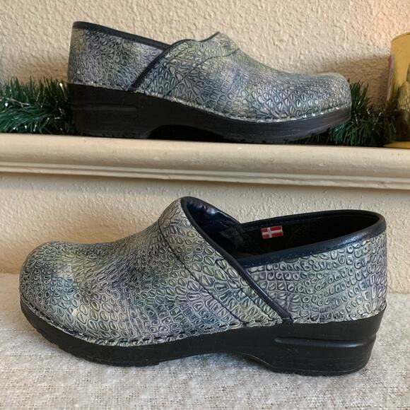 Sanita Reptile Embossed Leather Slip-On Clogs Gator Women’s Size 8 - Picture 11 of 14